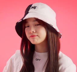 Sejeong (Soloist/ K-Actress)