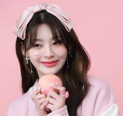 Seeun (StayC)